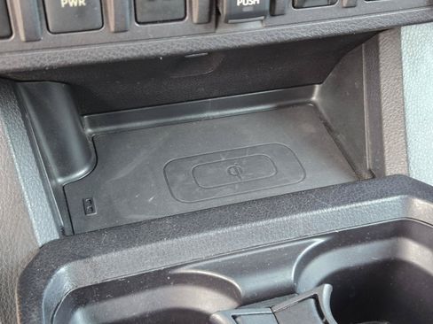 Used 2019 Toyota Tacoma TRD Off-Road w/ Technology Package RWD image 14