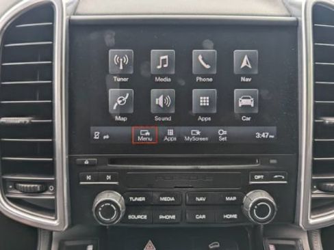 Used 2018 Porsche Cayenne AWD/4WD image 34