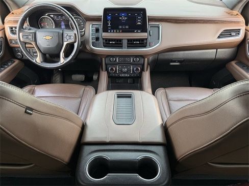 Used 2021 Chevrolet Suburban High Country image 10