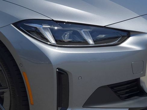 New 2026 BMW i4 eDrive40 w/ Premium Package RWD image 6