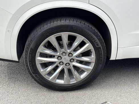 Used 2023 Cadillac XT6 Premium Luxury w/ Technology Package AWD/4WD image 14