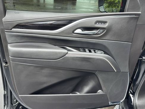 Used 2024 Cadillac Escalade Sport w/ LPO, ONYX Package AWD/4WD image 6
