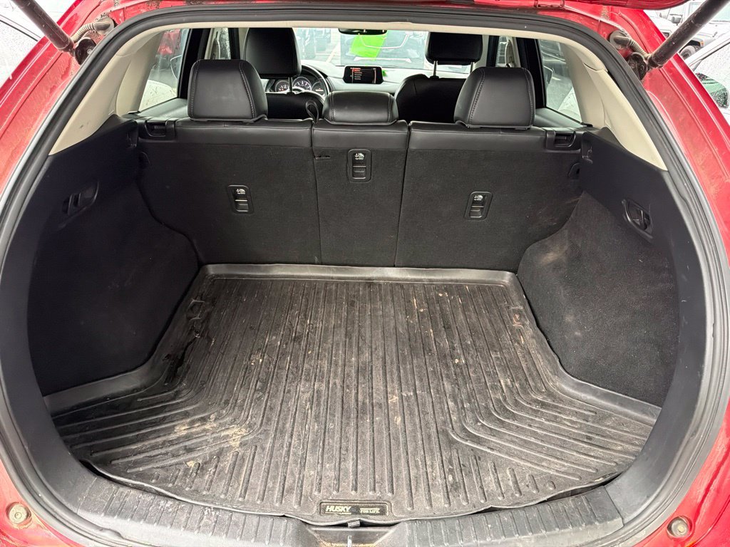 Used 2018 MAZDA CX-5 Touring w/ Preferred Equipment Package AWD/4WD image 7