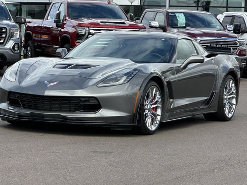 Used 2016 Chevrolet Corvette Z06 w/ 3LZ Preferred Equipment Group RWD image 8