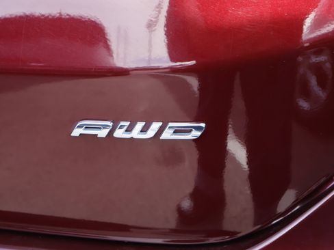 Used 2021 Ford Edge SEL image 14