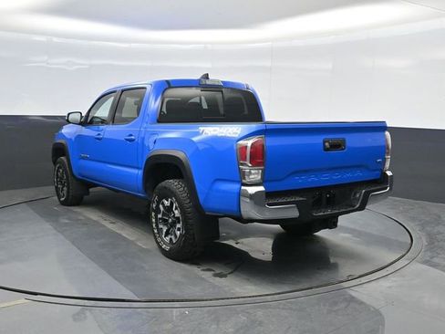 Used 2021 Toyota Tacoma TRD Off-Road image 10