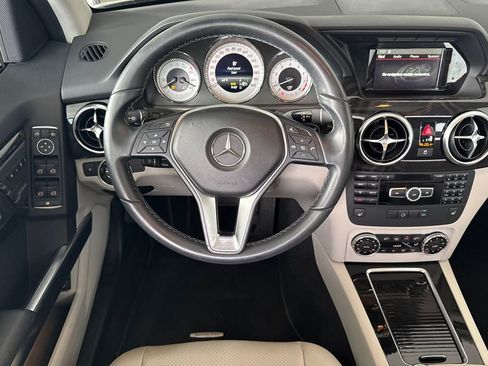 Used 2014 Mercedes-Benz GLK 350 4MATIC image 11