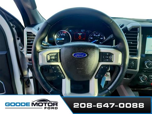 Used 2017 Ford F250 Lariat w/ Chrome Package image 13