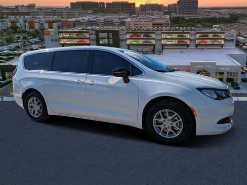 New 2026 Chrysler Voyager LX FWD image 1