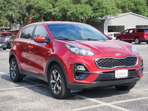 Used 2021 Kia Sportage LX AWD/4WD image 2