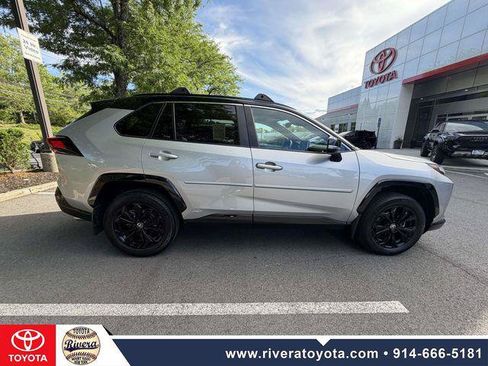 Certified 2022 Toyota RAV4 XSE AWD/4WD image 4