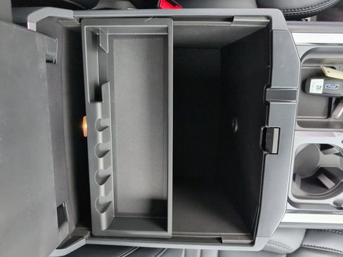 New 2026 Ford F250 Platinum image 32