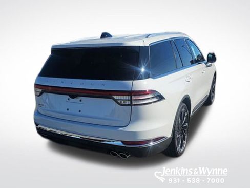 New 2026 Lincoln Aviator Reserve AWD/4WD image 3