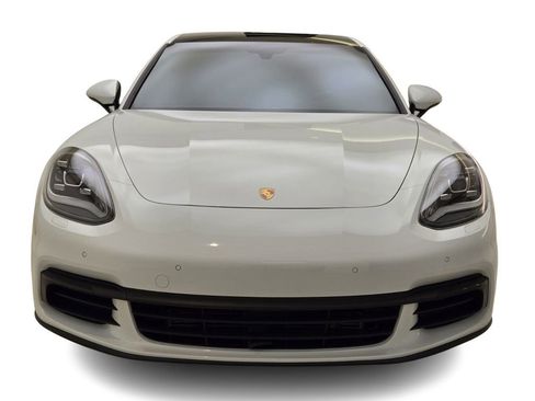 Used 2020 Porsche Panamera 4 image 2