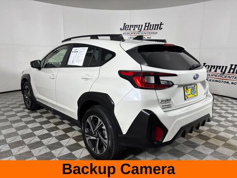 Used 2025 Subaru Crosstrek 2.5i Premium AWD/4WD image 9