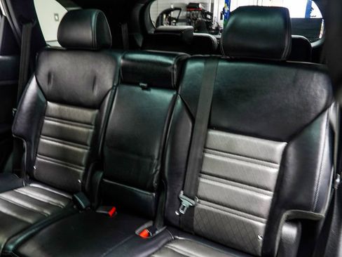 Used 2019 Kia Sorento SX image 41