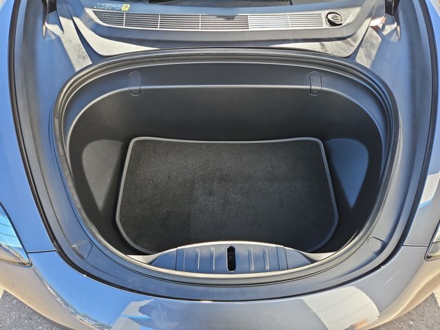 Used 2018 Tesla Model 3 Long Range RWD image 30