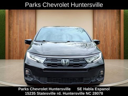 Used 2025 Honda Odyssey Sport-L image 2