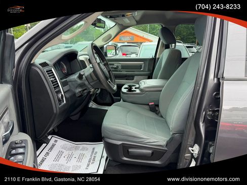 Used 2016 RAM 1500 Classic SLT RWD image 15