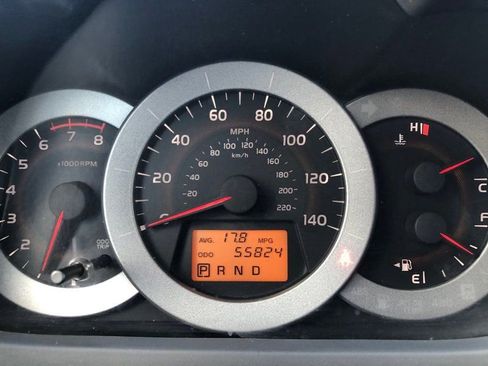 Used 2012 Toyota RAV4 4WD w/ Upgrade Value Pkg image 17