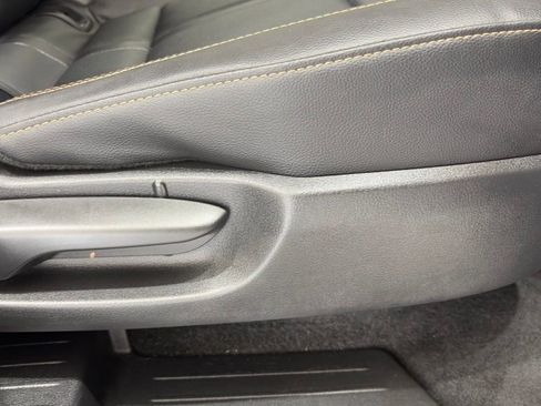 Used 2024 MAZDA CX-90 3.3 Turbo w/ Premium Package image 32