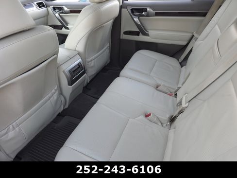 Used 2015 Lexus GX 460 w/ Premium Package image 31