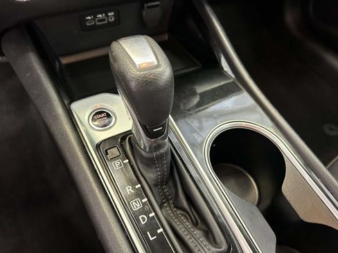 Used 2024 Nissan Altima 2.5 SV FWD image 22