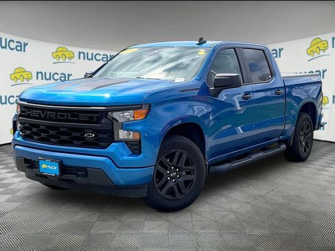 Used 2024 Chevrolet Silverado 1500 Custom w/ Rally Edition image 3