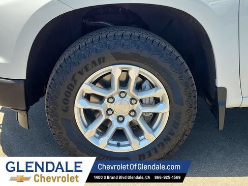 Certified 2022 Chevrolet Silverado 1500 LT AWD/4WD image 18
