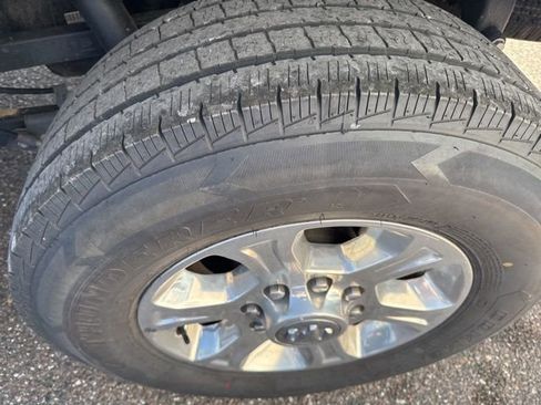 Used 2024 RAM 2500 Big Horn image 28