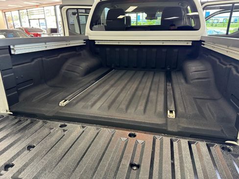 Used 2012 Nissan Frontier PRO-4X w/ Pro-4x Luxury Pkg image 31