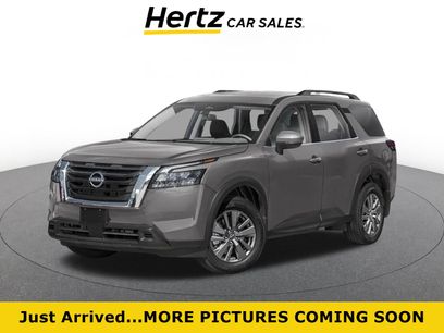 Used 2025 Nissan Pathfinder SV