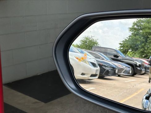 Used 2025 Toyota Camry SE FWD image 20