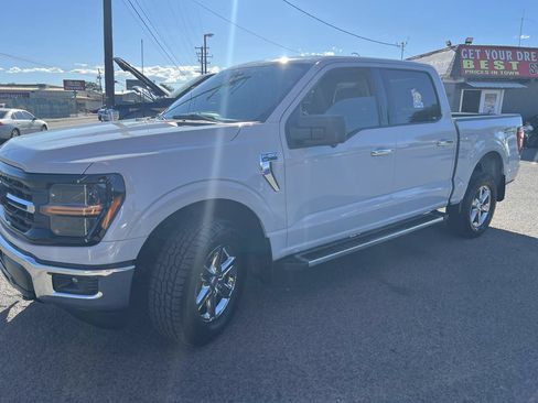 Used 2024 Ford F150 XLT AWD/4WD image 3