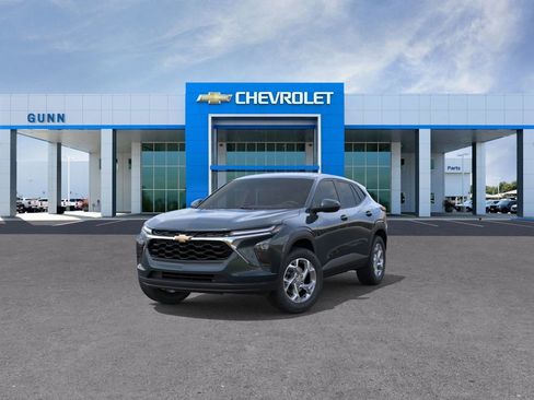 New 2026 Chevrolet Trax LS FWD image 8