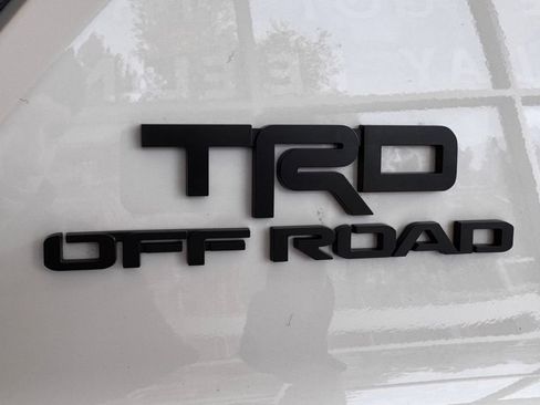 Certified 2025 Toyota 4Runner TRD Off-Road AWD/4WD image 12