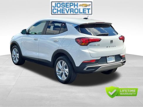 Used 2025 Buick Encore GX Preferred FWD image 3
