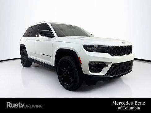 Used 2023 Jeep Grand Cherokee Limited w/ Luxury Tech Group II AWD/4WD image 1