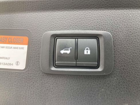 Used 2025 Mitsubishi Eclipse Cross SE AWD/4WD image 14