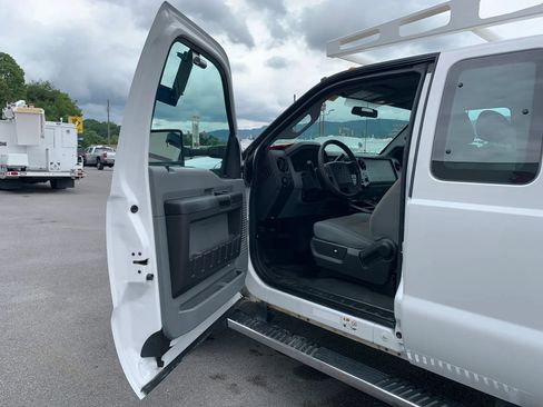 Used 2015 Ford F450 XL w/ Power Equipment Group AWD/4WD image 8