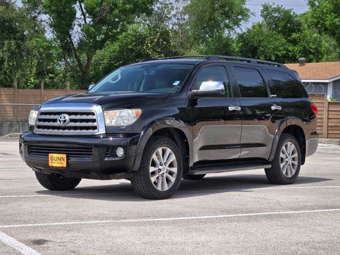 Used 2015 Toyota Sequoia Limited RWD image 8