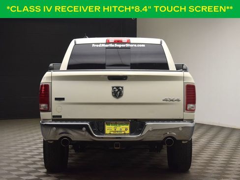 Used 2018 RAM 1500 Laramie AWD/4WD image 9