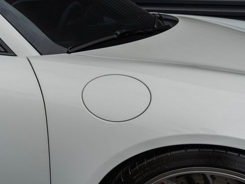 Used 2015 Porsche 911 GT3 RWD image 16