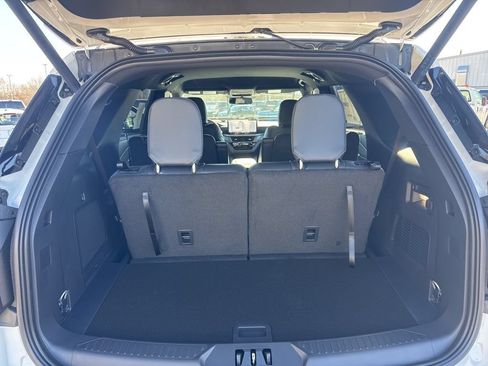 New 2026 Ford Explorer ST-Line w/ ST-Line Street Pack RWD image 14