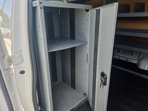 Used 2014 Ford E-150 and Econoline 150 RWD image 21