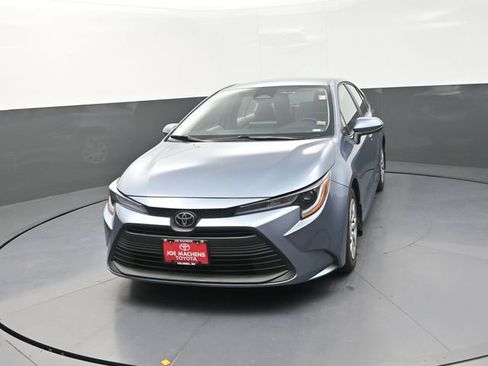 Used 2024 Toyota Corolla LE FWD image 14
