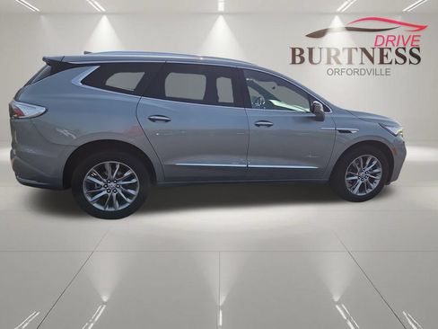 Certified 2023 Buick Enclave Avenir w/ Avenir Technology Package AWD/4WD image 9