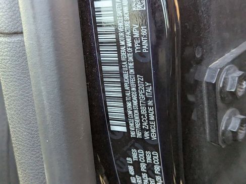 Used 2016 Jeep Renegade Latitude w/ Popular Equipment Group AWD/4WD image 11