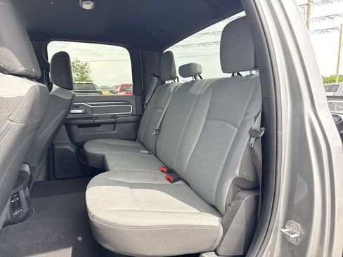 Used 2022 RAM 2500 Big Horn AWD/4WD image 19