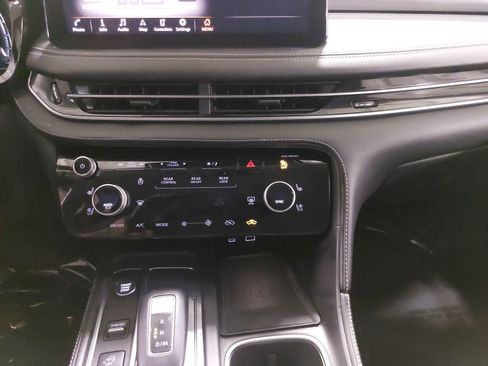 Used 2023 INFINITI QX60 Luxe w/ Performance Audio Package image 22